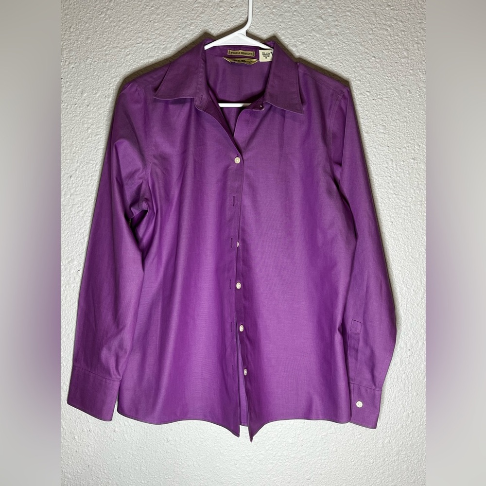 Eddie Bauer Size Med Women’s  Purple Blouse Button Wrinkle Resistant
